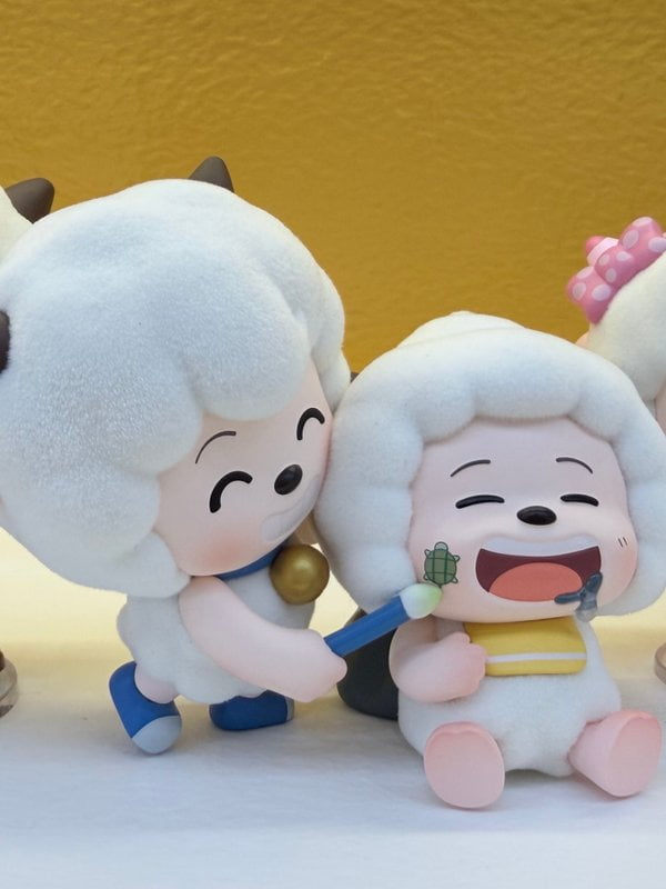 Action Figures & Statues manufactured by Rundong